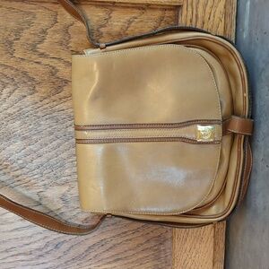 Vintage Leather Crossbody in Camel